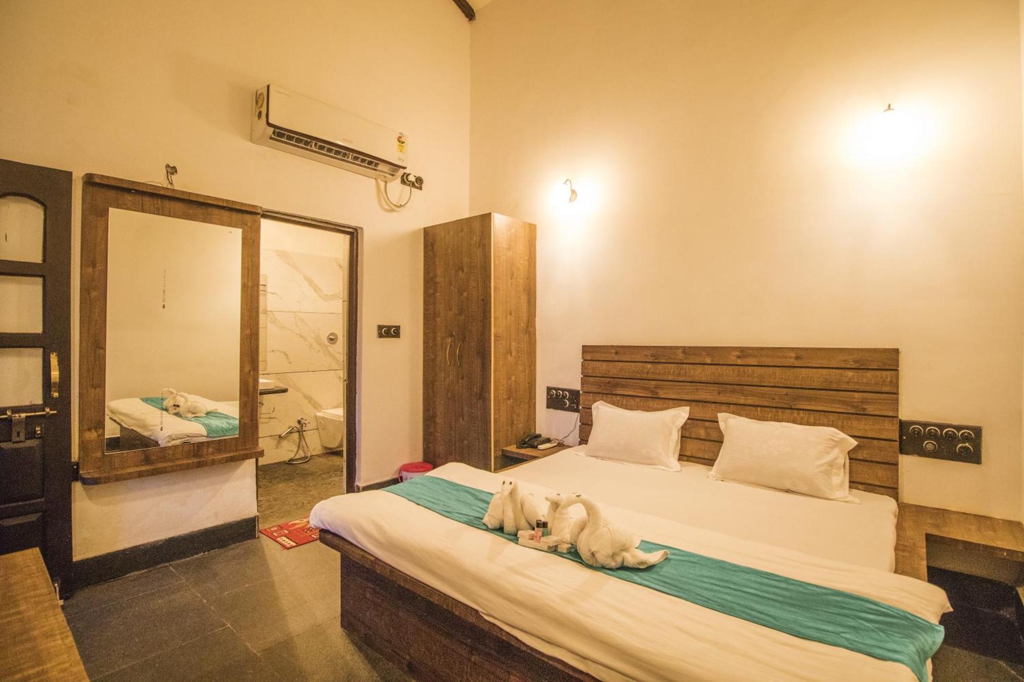 Wowstayz Pachmarhi Ecotel Εξωτερικό φωτογραφία
